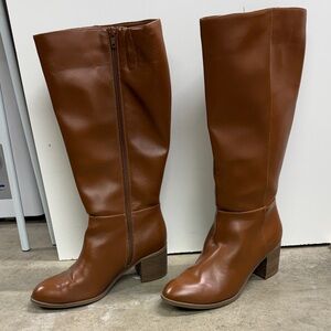 LC Lauren Conrad Brown Heeled Boots